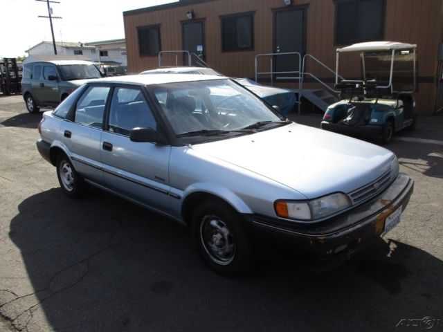 1990 Geo Prizm Base Hatchback 5-Door - photo 7