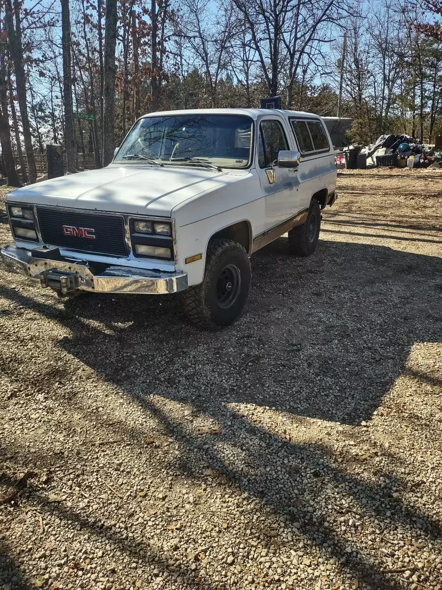 1990 GMC Jimmy White V15 1990 GMC Jimmy V15