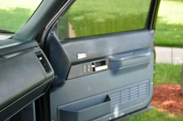 1990 GMC Sierra 1500 SLE - photo 10