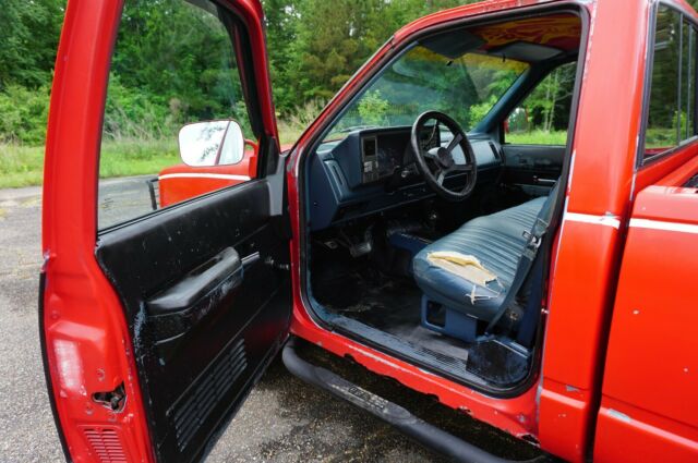 1990 GMC Sierra 1500 SL 4WD Regular Cab Pickup - photo 9