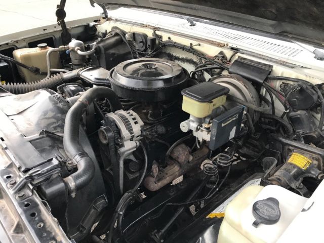 1990 GMC Suburban SLE - photo 12