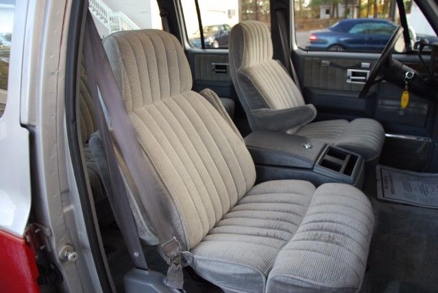 1990 GMC Suburban 1500 2WD - photo 7