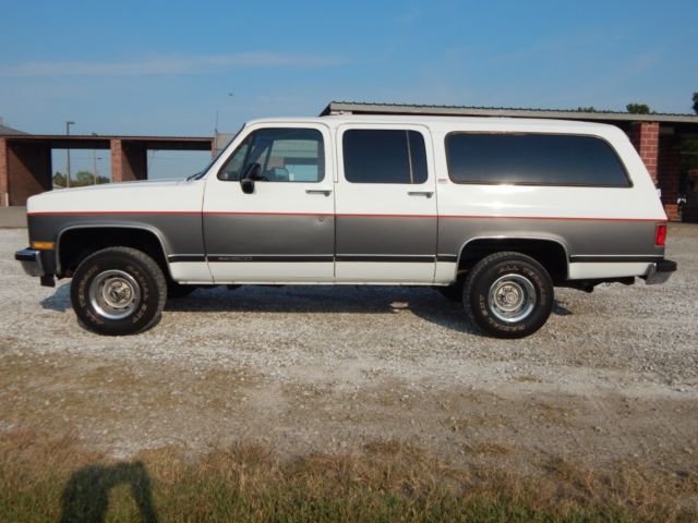 1990 Chevrolet Suburban Silverado - photo 3