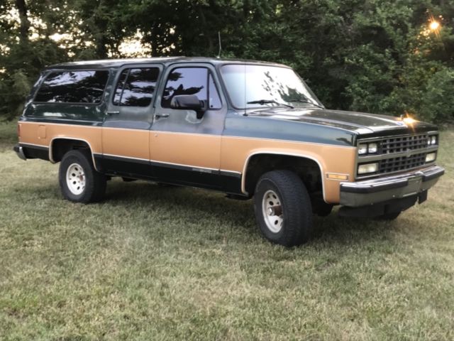 1990 Chevrolet Suburban - photo 10
