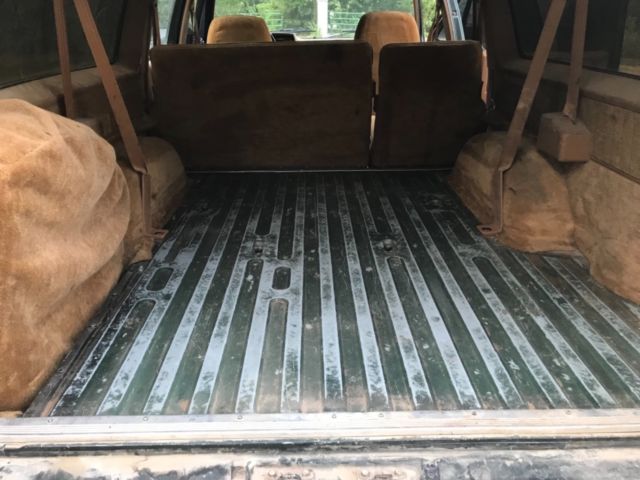 1990 Chevrolet Suburban - photo 12