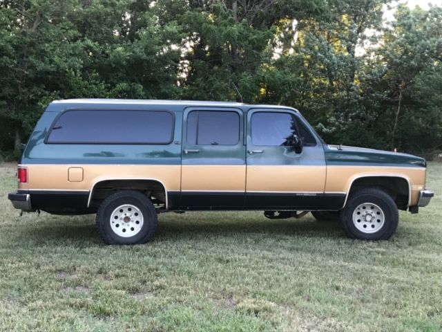 1990 Chevrolet Suburban - photo 8