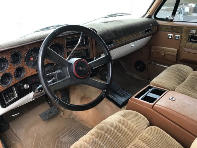 1990 GMC Suburban SLE - photo 6