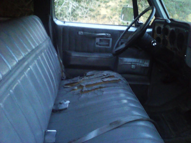 1990 GMC Suburban - photo 10