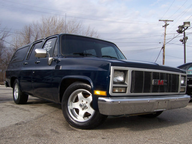 1990 GMC Suburban BUILT BY KATECH - ULTIMATE SLEEPER BUILD - photo 2