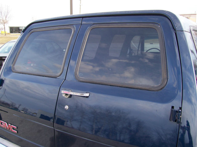 1990 GMC Suburban BUILT BY KATECH - ULTIMATE SLEEPER BUILD - photo 6