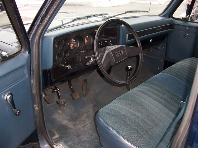 1990 GMC Suburban BUILT BY KATECH - ULTIMATE SLEEPER BUILD - photo 8
