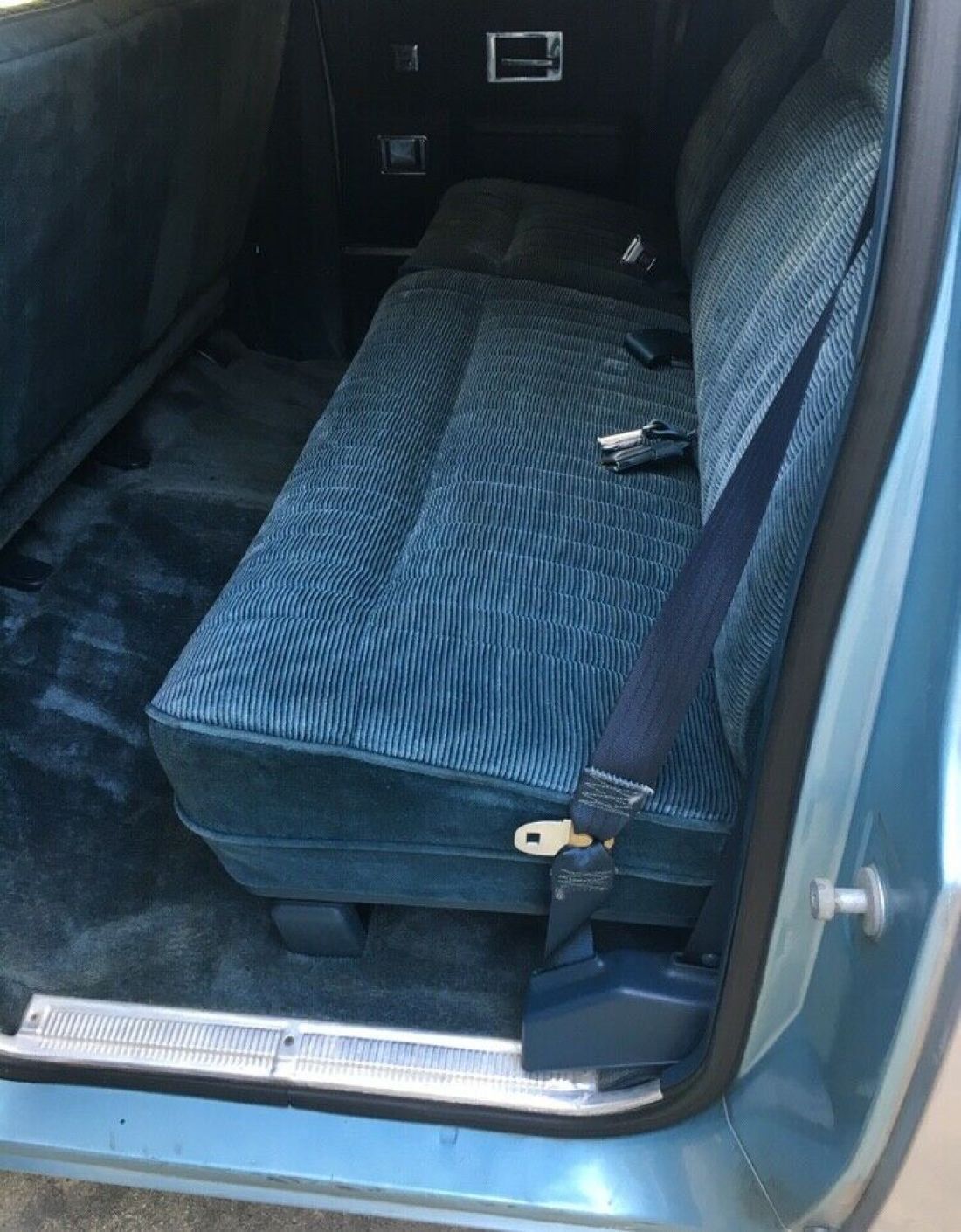 1990 GMC Suburban - photo 10