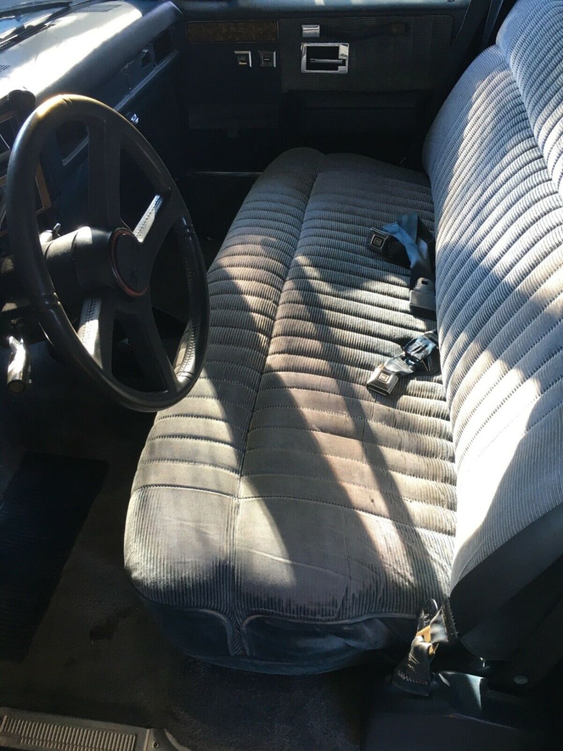 1990 GMC Suburban - photo 5