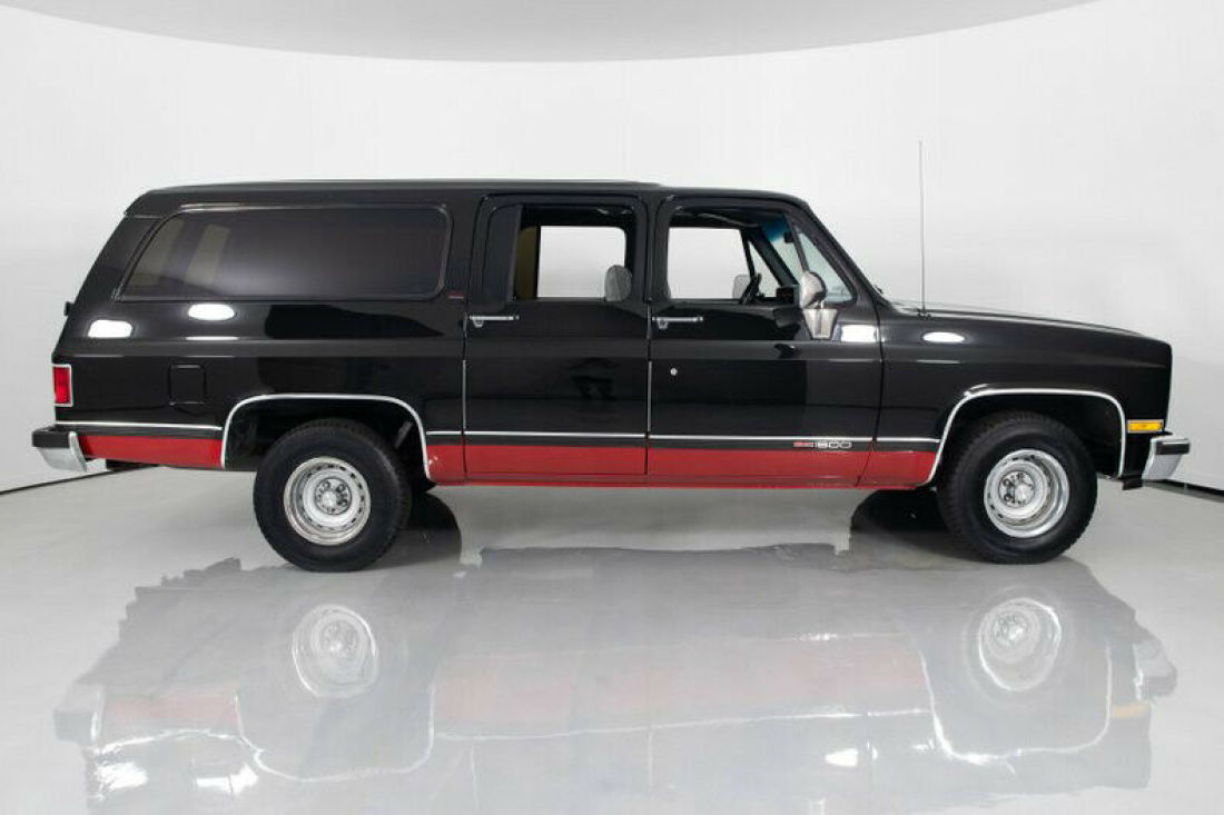 1990 GMC Suburban R1500 - photo 11