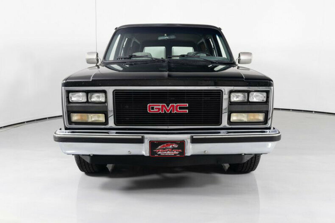 1990 GMC Suburban R1500 - photo 4