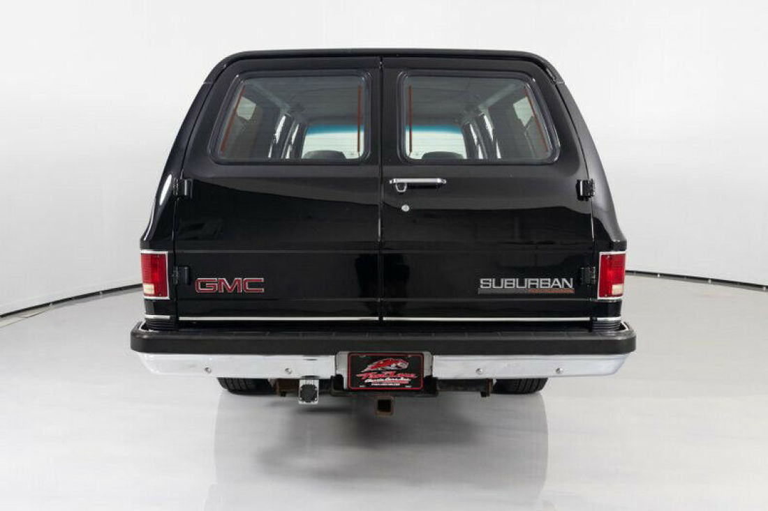 1990 GMC Suburban R1500 - photo 9