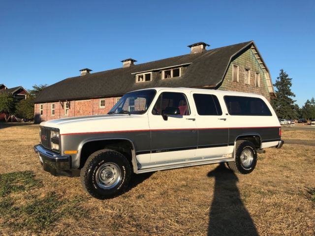 1990 GMC SUBURBAN SLE 1 OWNER 4X4 V1500 LOW MILES RUST-FREE WORLDWIDE NO RESERVE 1990 GMC Suburban SLE