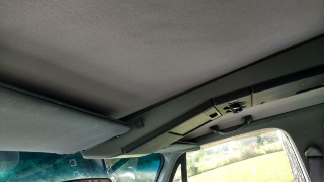 1990 GMC Suburban V1500 SLT - photo 13