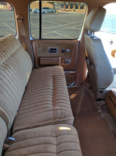 1990 GMC Suburban SLE - photo 12