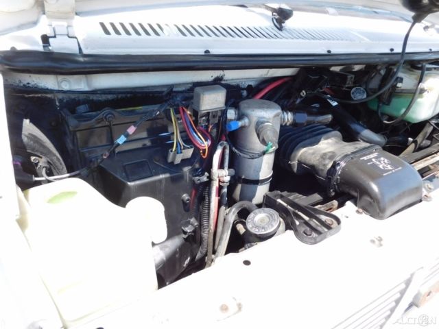 1990 GMC Vandura - photo 11