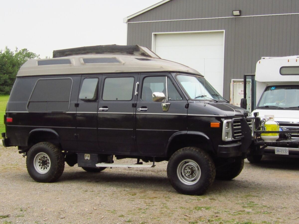 1990 GMC Vandura - photo 9