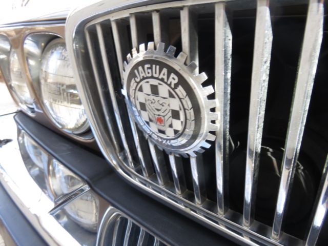 1990 Jaguar XJ XJ6 Vanden Plas Special Edition Sedan - photo 2