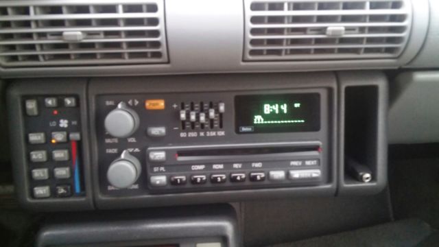 1990 Pontiac Grand Prix LE - photo 12