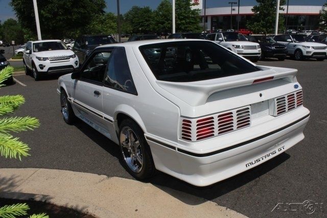1990 Ford Mustang GT - photo 10