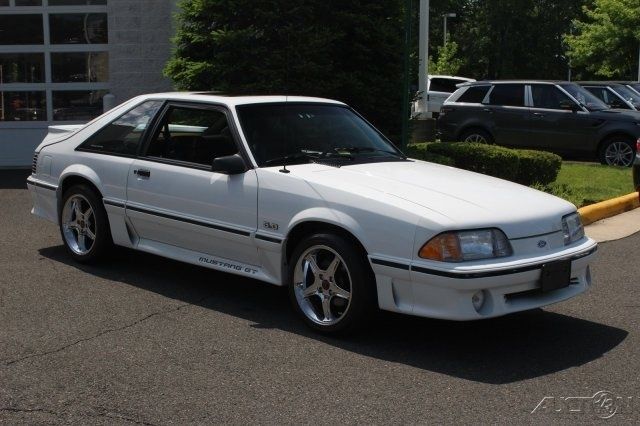 1990 Ford Mustang GT - photo 4