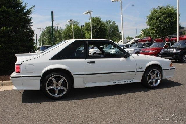 1990 Ford Mustang GT - photo 7