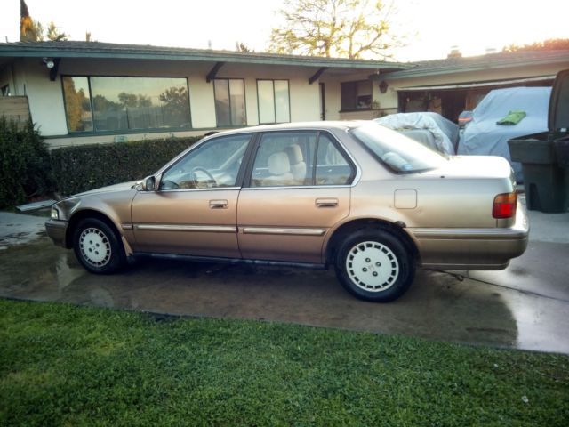 1990 Honda Accord DX - photo 2