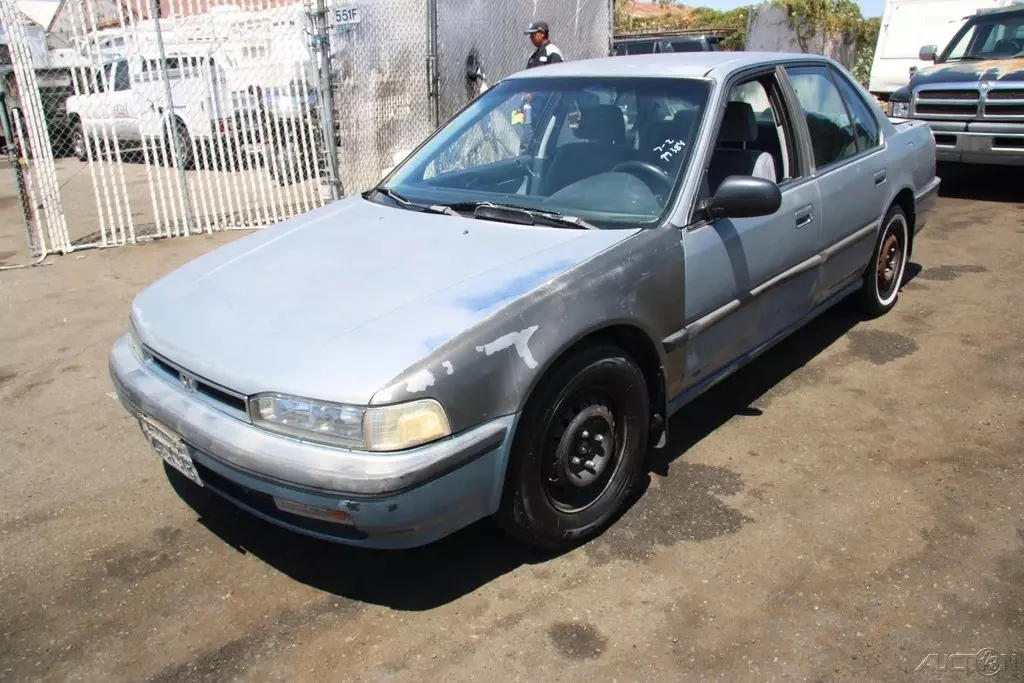 1990 Honda Accord LX - photo 2