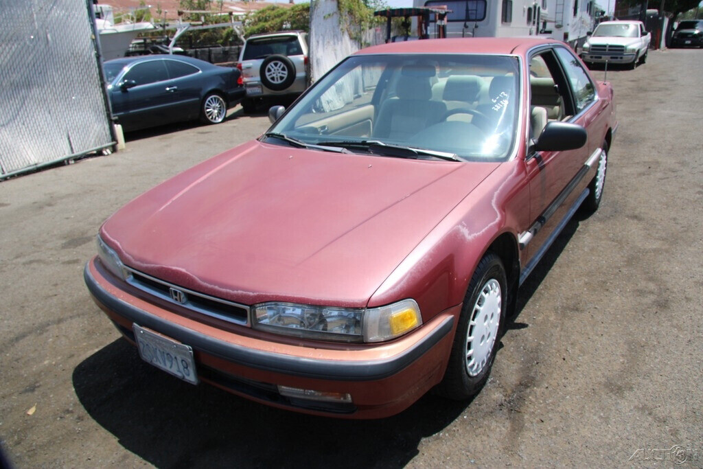 1990 Honda Accord LX - photo 2