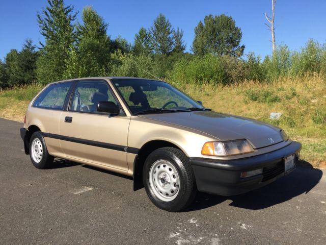 1990 Honda Civic Hatchback 3 Door 30K Original Miles! 1990 Honda Civic hatchback