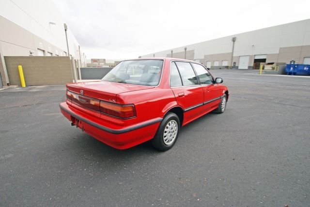 1990 Honda Civic 4 Door Sedan LX - photo 3