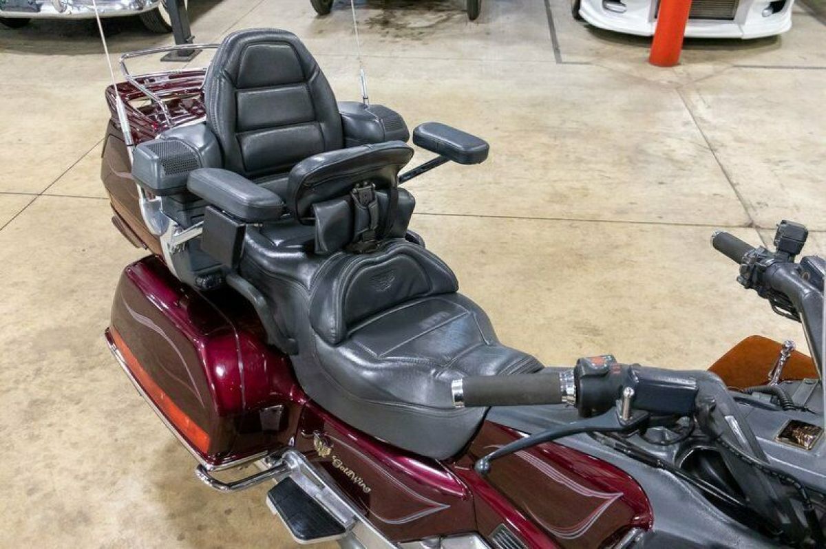1990 Honda Goldwing - photo 10