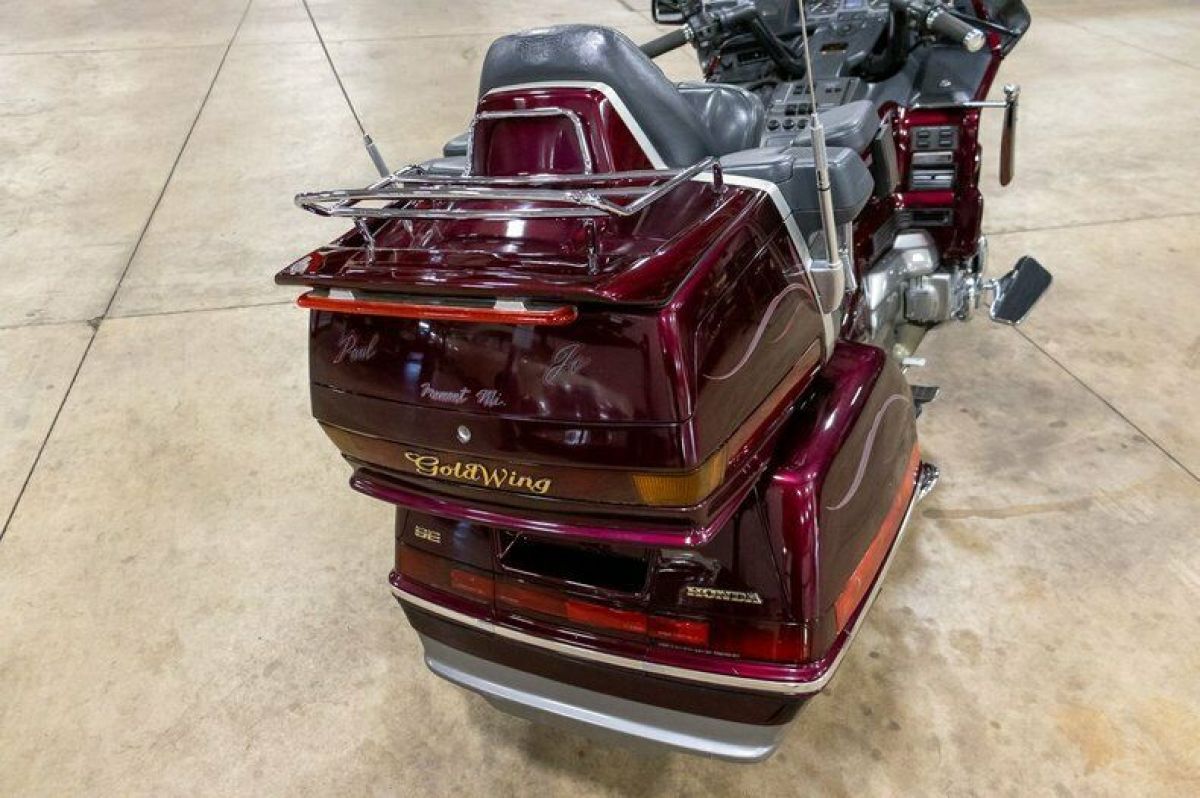 1990 Honda Goldwing - photo 11