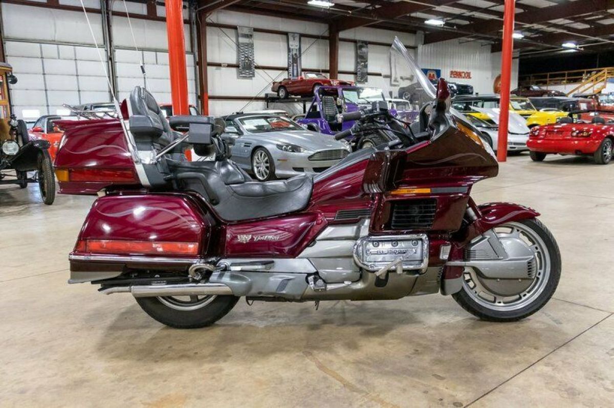 1990 Honda Goldwing - photo 6