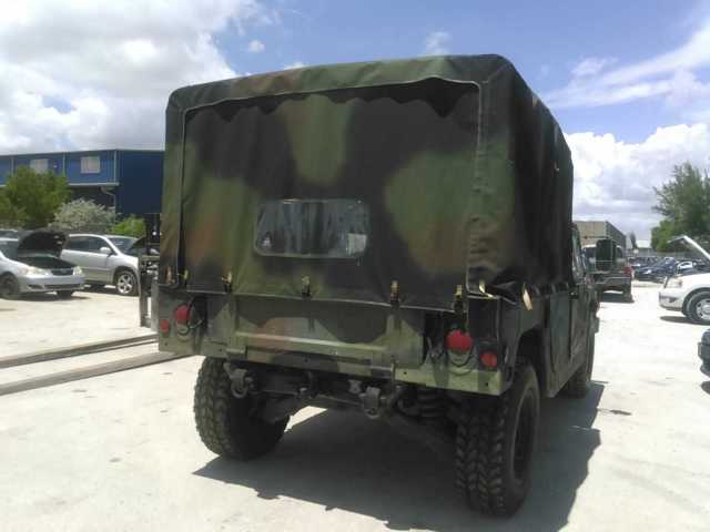 1990 Hummer H1 - photo 2