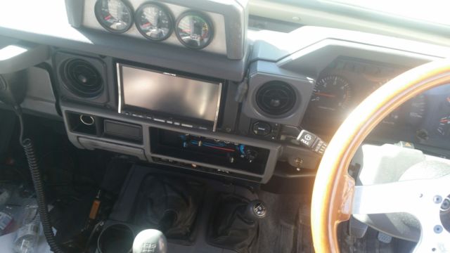 1990 Toyota Land Cruiser 70 Series - photo 6