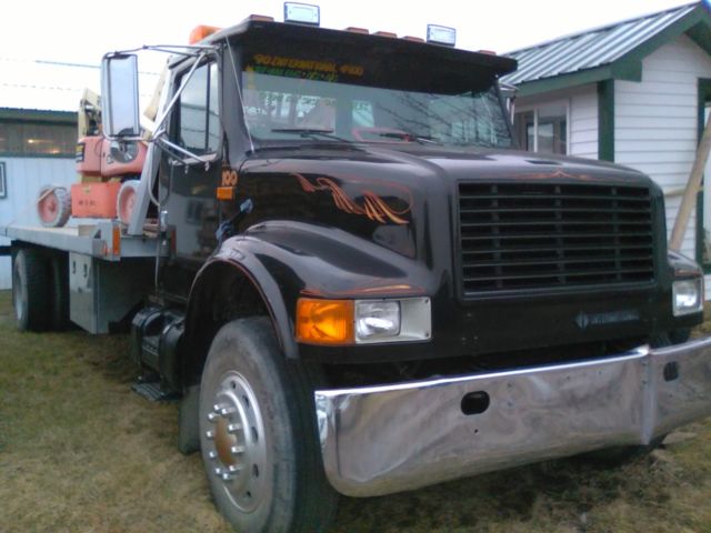 1990 International Harvester tow truck - photo 2