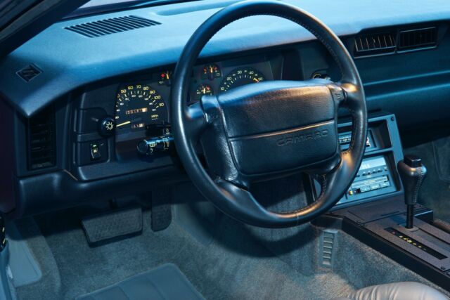 1990 Chevrolet Camaro convertible - photo 7