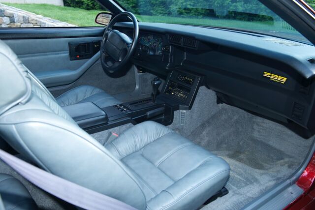 1990 Chevrolet Camaro convertible - photo 9
