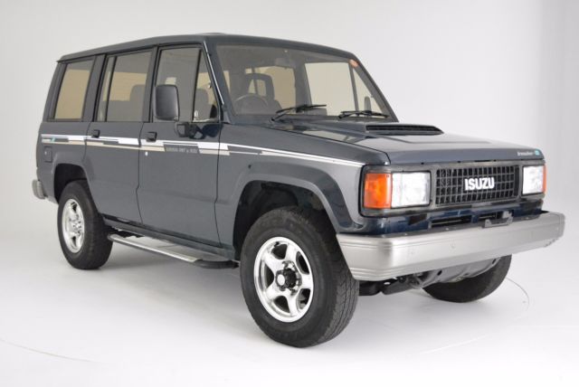 1990 Isuzu Bighorn Irmscher S 4WD Turbodiesel 5-Speed 1990 Isuzu Trooper Bighorn