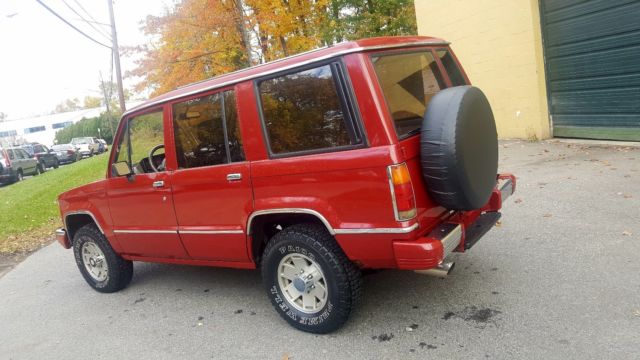 1990 Isuzu Trooper 4DR