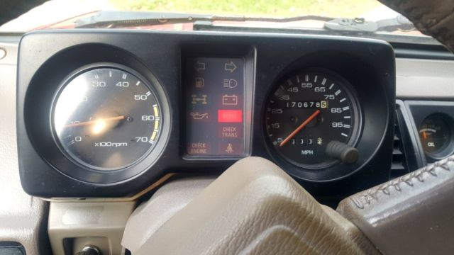 1990 Isuzu Trooper 4DR - photo 12