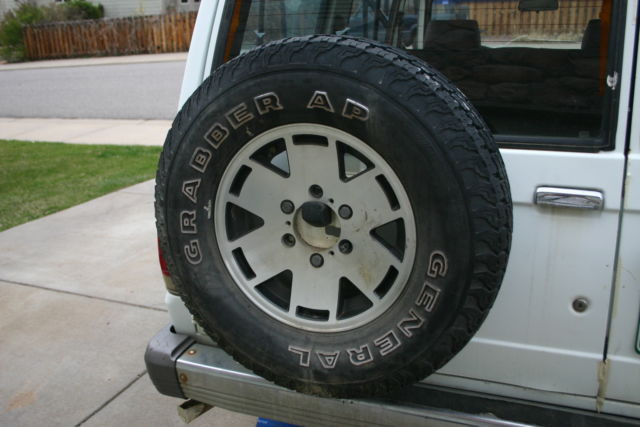 1990 Isuzu Trooper Chrome/Pinstripe - photo 10