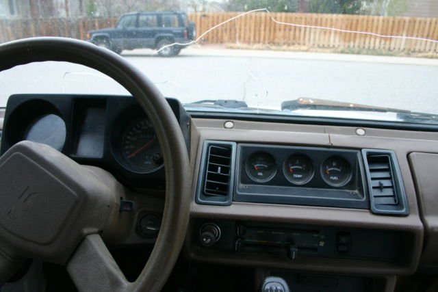 1990 Isuzu Trooper Chrome/Pinstripe - photo 12