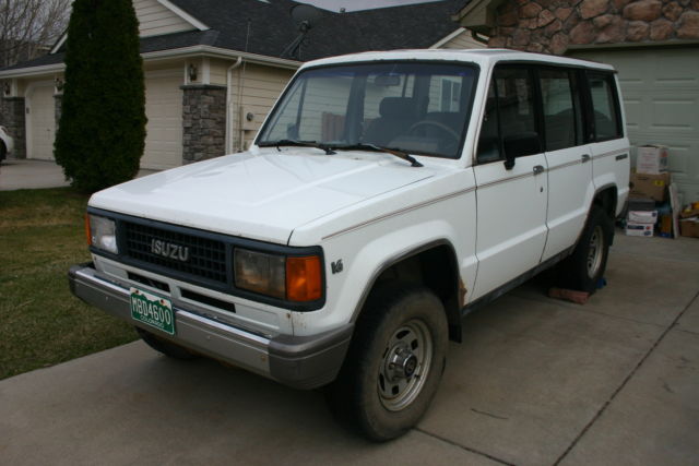 1990 Isuzu Trooper Chrome/Pinstripe - photo 2