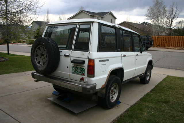 1990 Isuzu Trooper Chrome/Pinstripe - photo 4